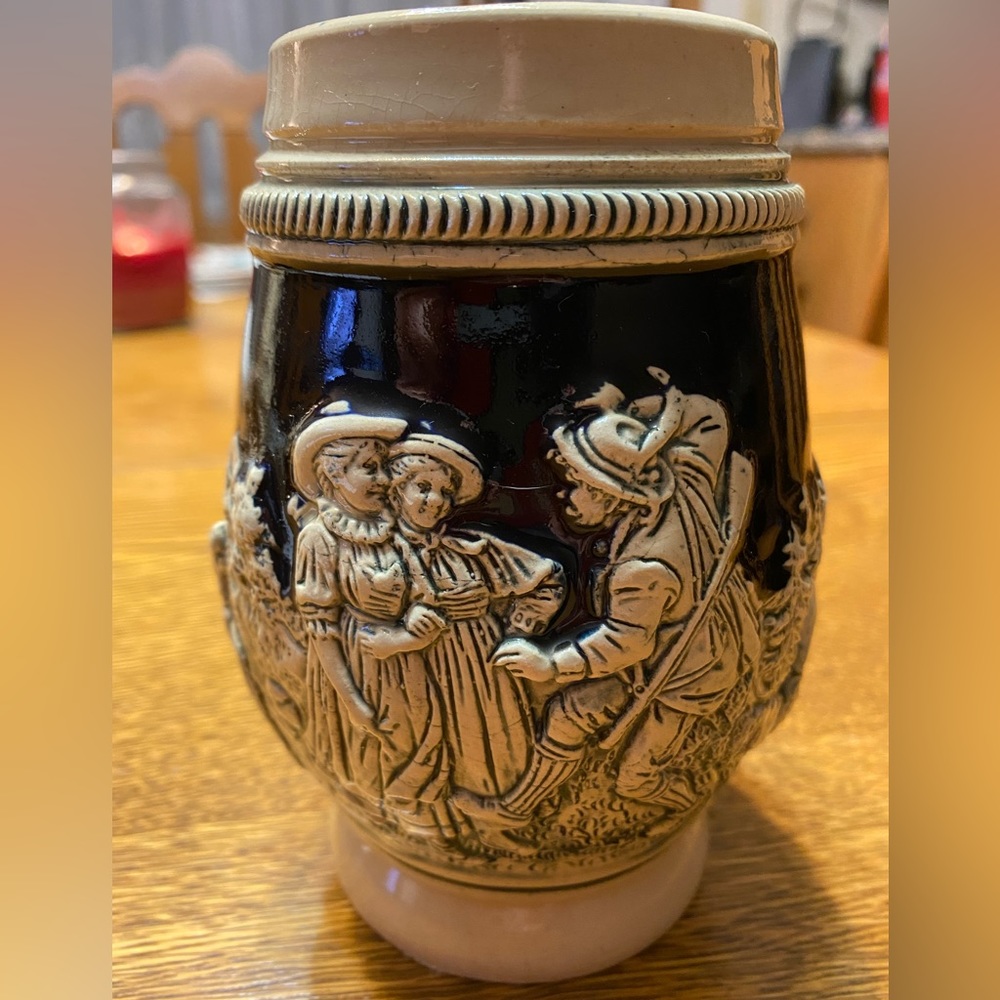 Vintage Thewalt “Dancer and Two Women” #1195 beer stein